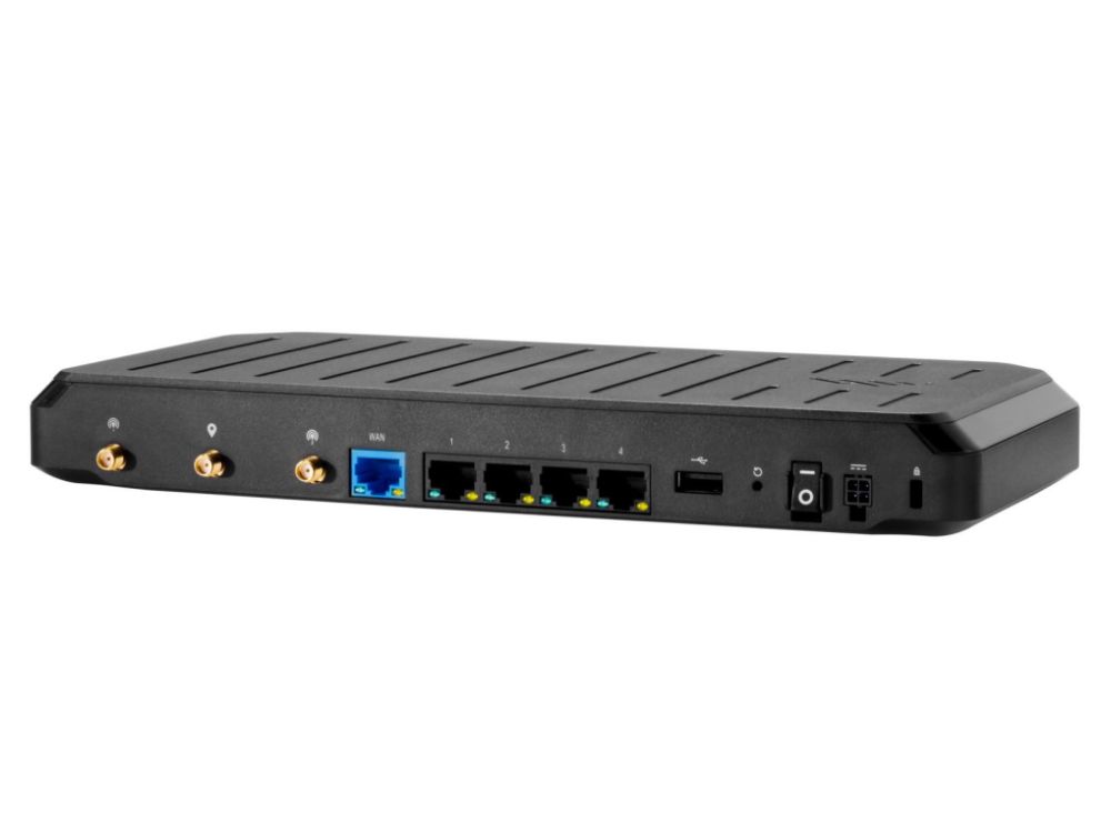 Ericsson Cradlepoint E102 4G+ router