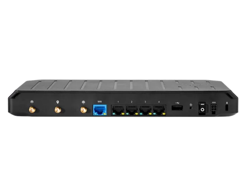 Ericsson Cradlepoint E102 4G+ router