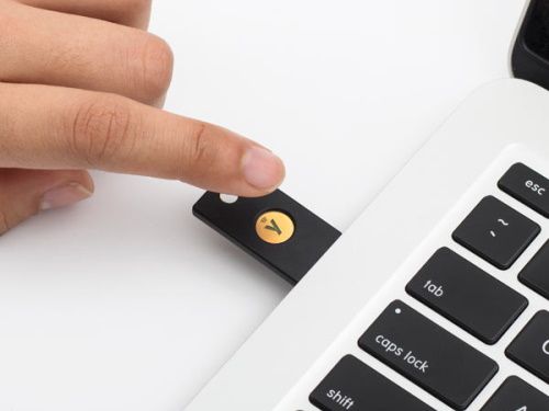 Yubico YubiKey 5 NFC FIPS