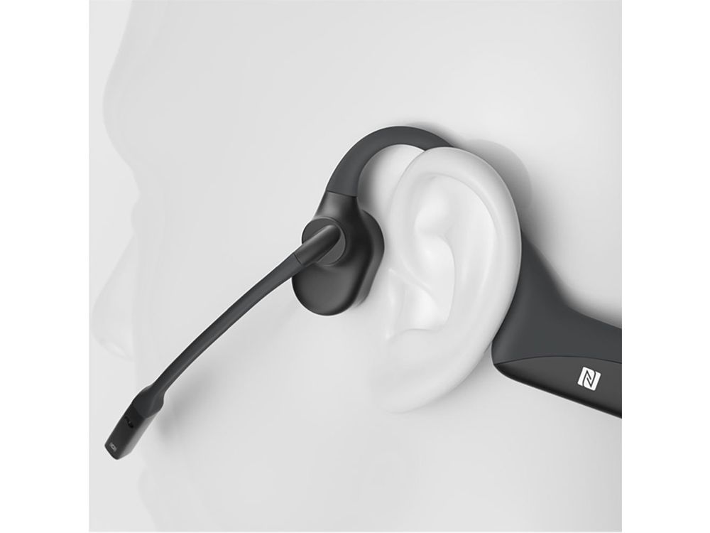 De Shokz OpenComm2 UC stereo headset met bone conduction zit voor het oor in plaats van in of op het oor