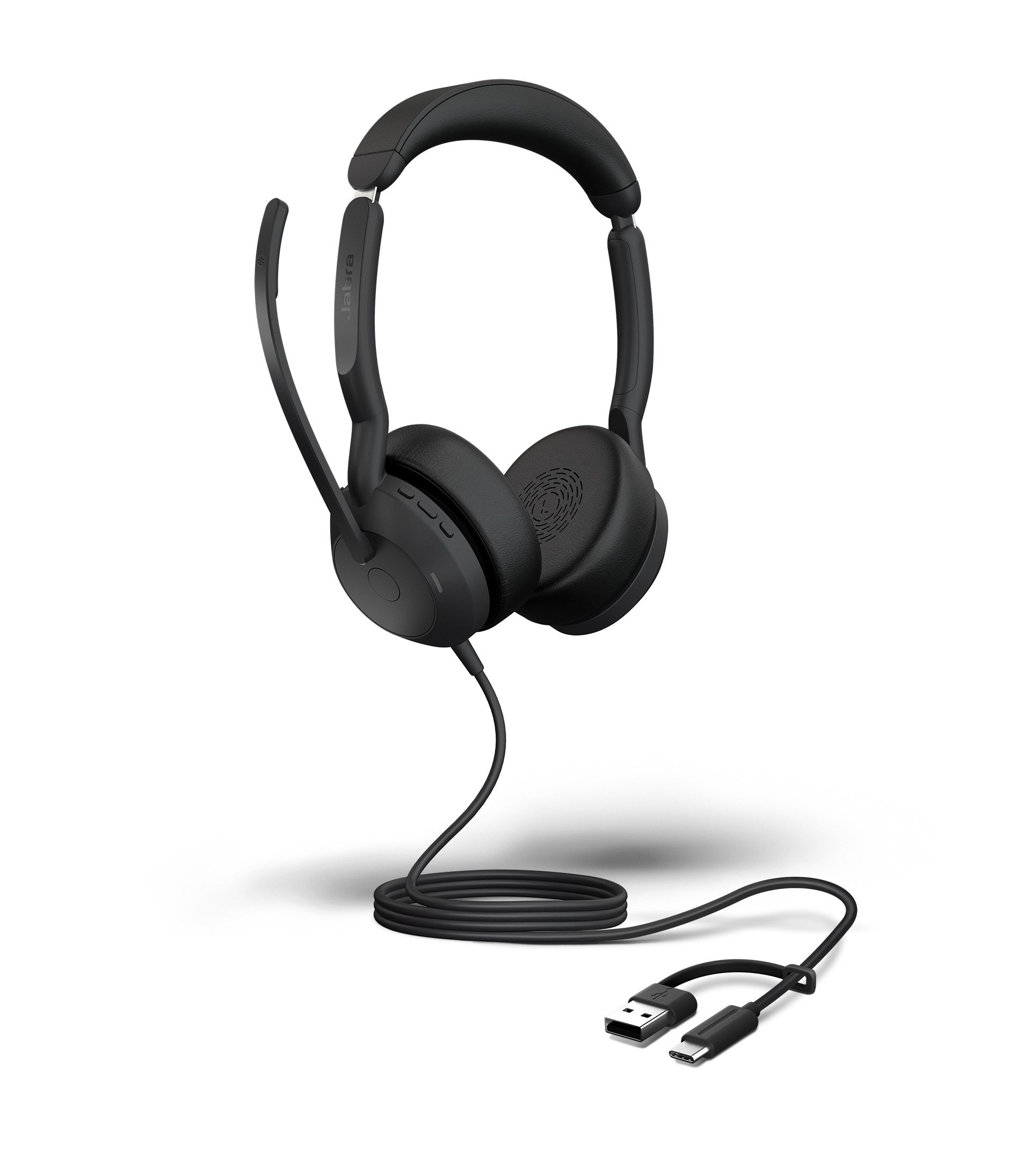 De Jabra Evolve2 50 UC Stereo USB-C USB-A headset met microfoonarm omhoog