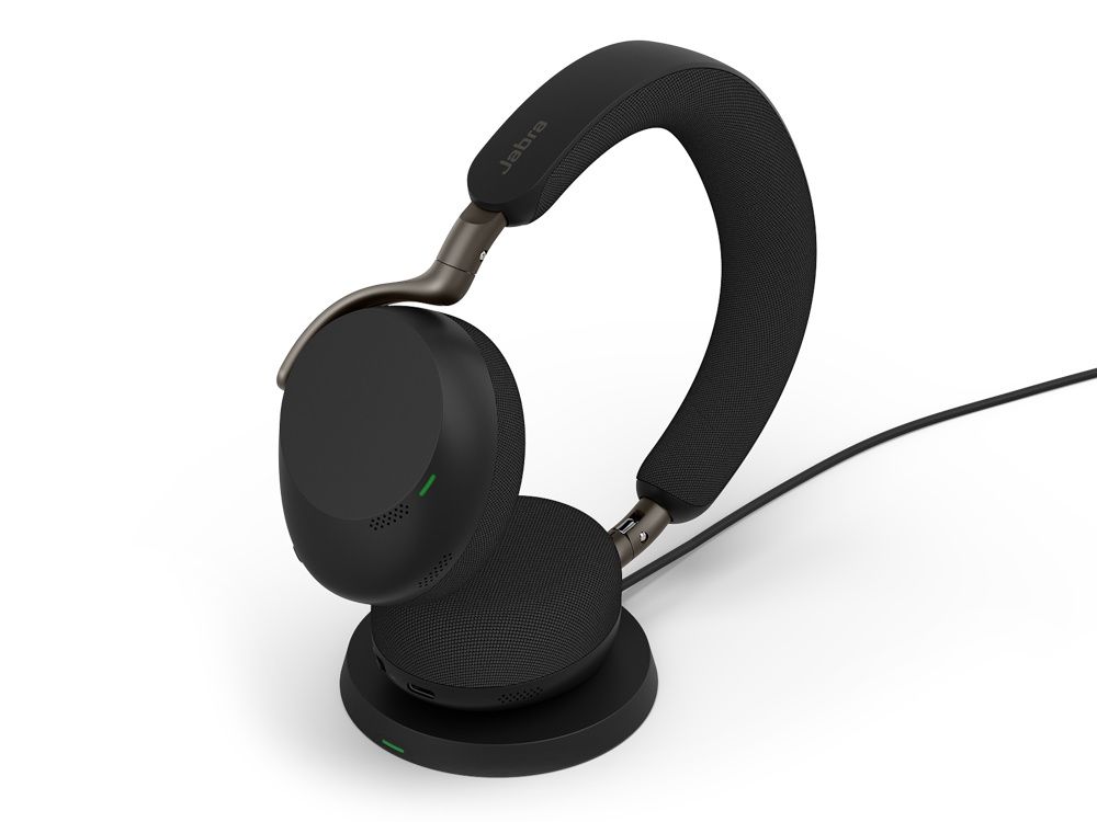 De draadloze Jabra Evolve3 75 UC on-ear headset met draadloos laadstation, USB-A Bluetooth dongle
