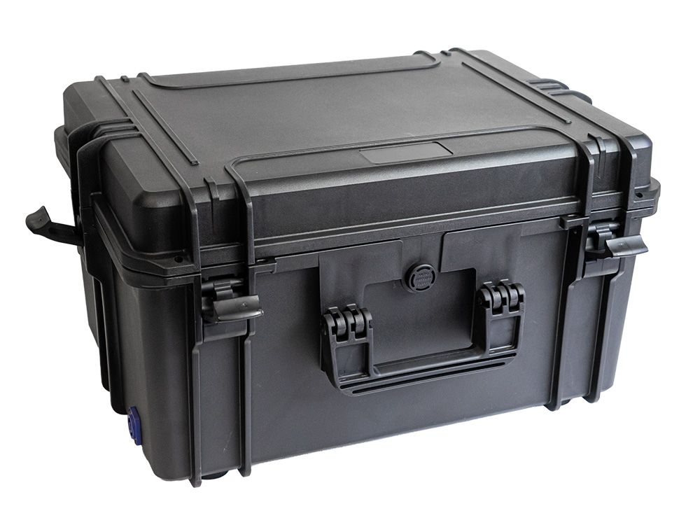 Portofoon koffer met multilader voor zes Motorola TLK110, SL1600 en SL2600 portofoons dicht linksvoor