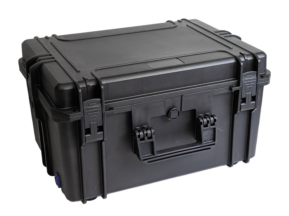 Portofoon koffer met multilader voor zes Motorola XT420 of XT460 portofoons dicht linksvoor