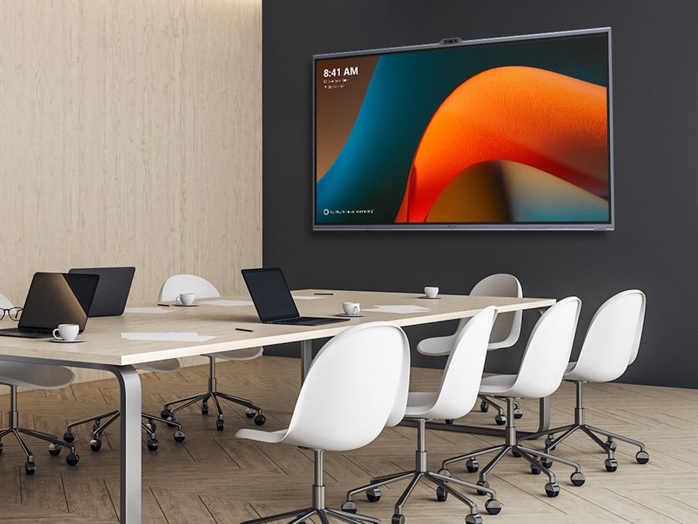 Maxhub MTR scherm in ruimte