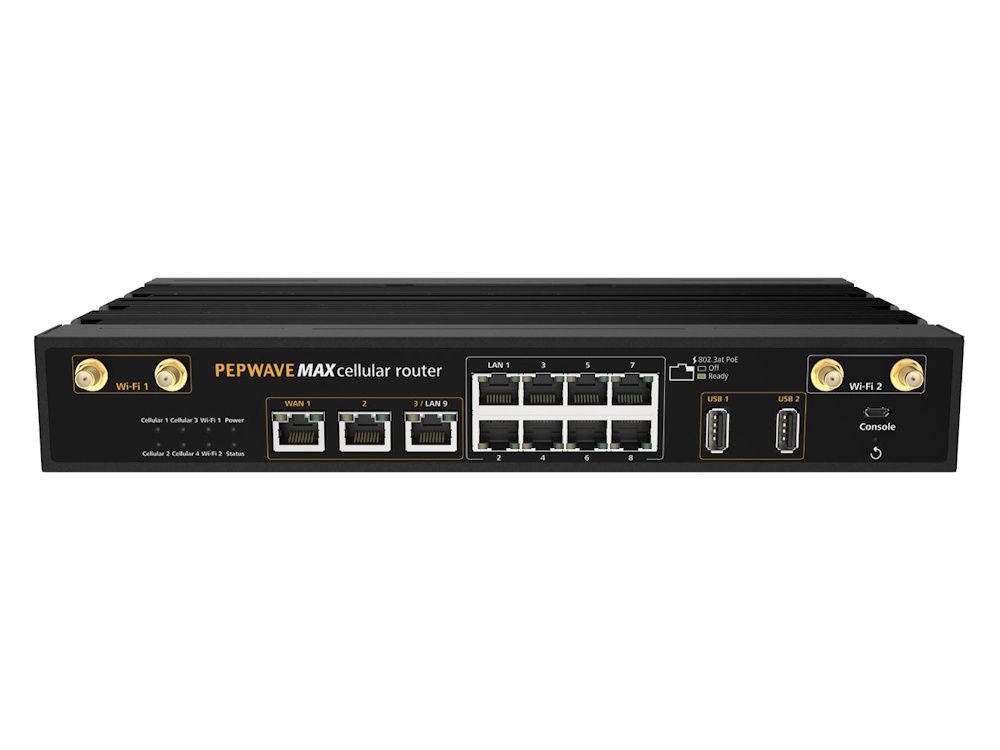 Voorkant van de Peplink MAX HD4 MBX 5G quad-modem global 5G router met alle ethernetpoorten en USB poorten en WiFi antenneconnectoren