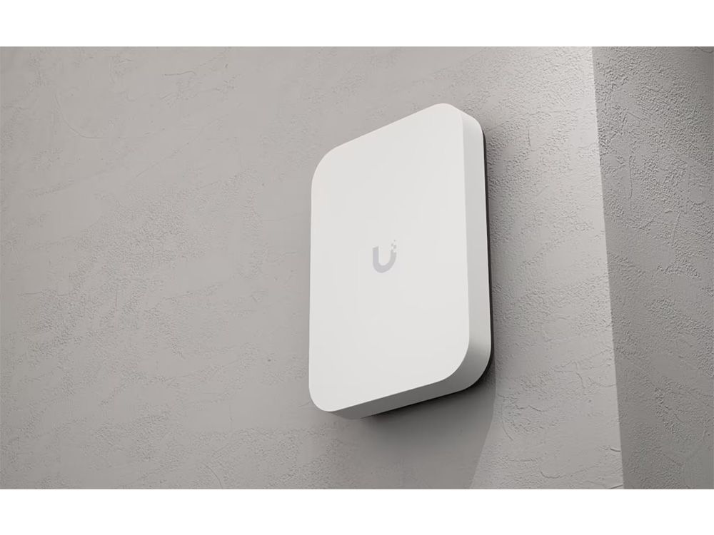 Ubiquiti UniFi U7 Pro XG Wall
