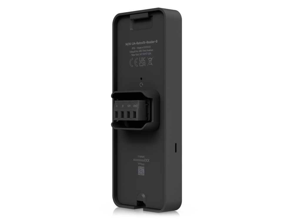 De Ubiquiti UniFi Access Retrofit Reader voor toegangscontrole schuin van linksachter