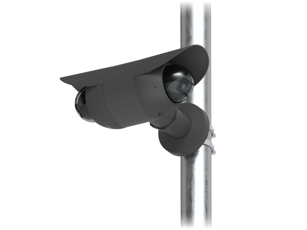 De Ubiquiti Camera Dual Mount Black (UACC-Camera-DM-B) bevestigd aan een paal