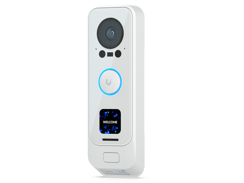Schuin voorkant van de Ubiquiti UniFi Protect G4 Doorbell Pro deurbel met 5MP en 8MP camera