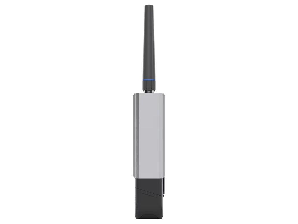 Ubiquiti UniFi Mobile Router Industrial  zijkant
