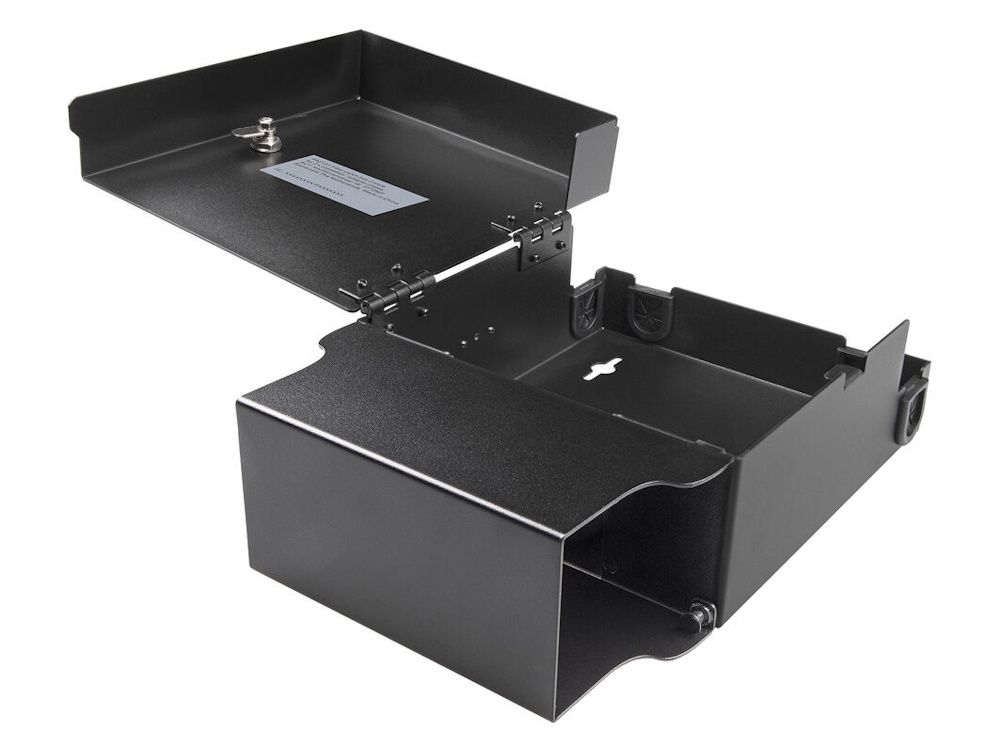 Een geopende ACT FA2131 Glasvezel Patchbox voor 2 prefab of MTP/MPO cassettes/adapterplaten