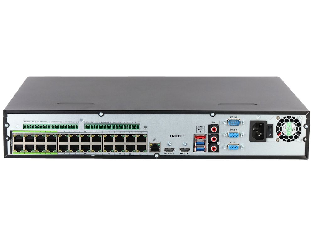 Achterkant van de Dahua DHI-NVR5424-24P-EI2 NVR met alle poorten