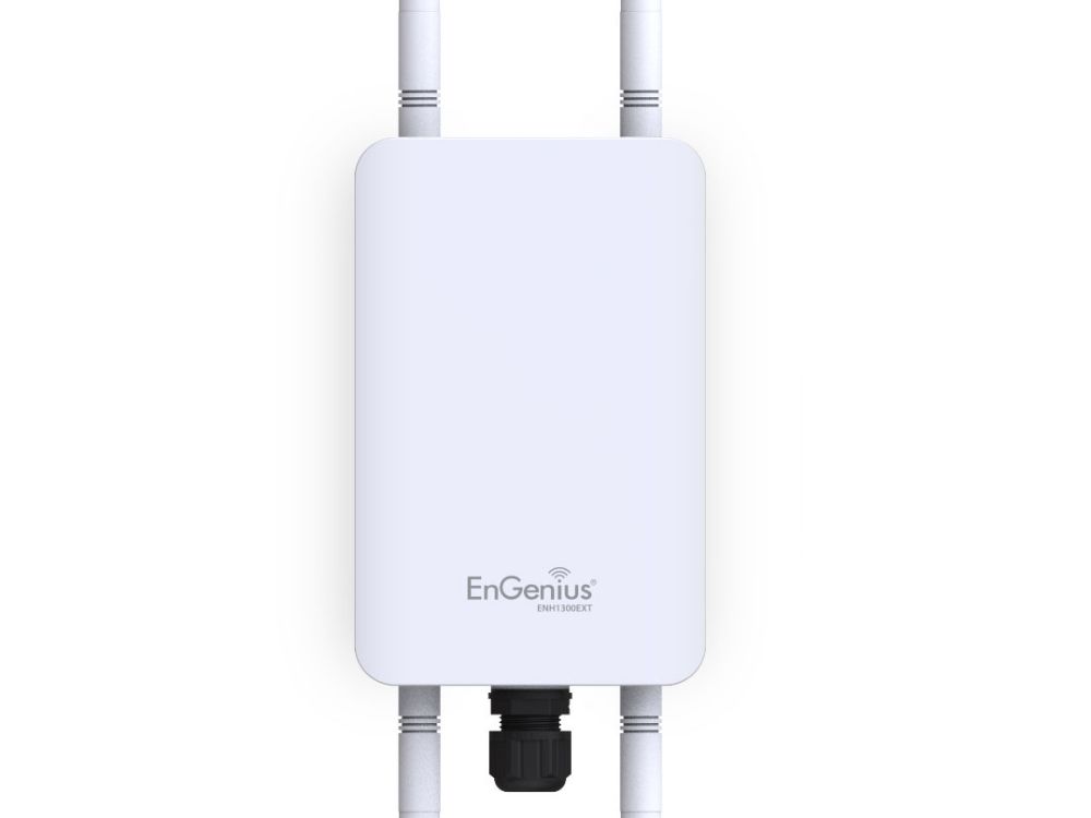 Het EnGenius ENH1350EXT WiFi 5 outdoor access point van dichtbij met waterdichte aansluiting en een deel van de externe antennes zichtbaar