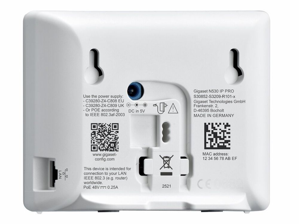 Achterkant van het Gigaset N530 IP Pro Single Cell IP DECT Basisstation en de zijkant met LAN-poort