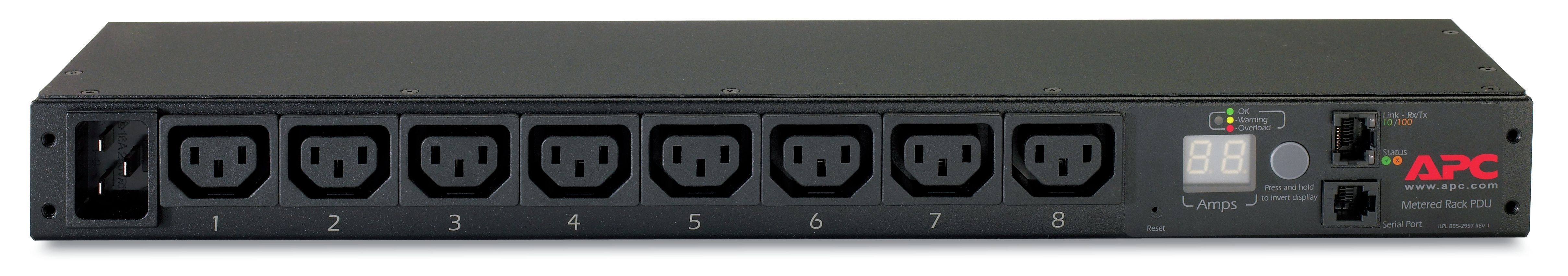Voorkant van de APC AP7821B Metered Rackmount PDU met de C20 ingang en 8 stuks C13 uitgangen