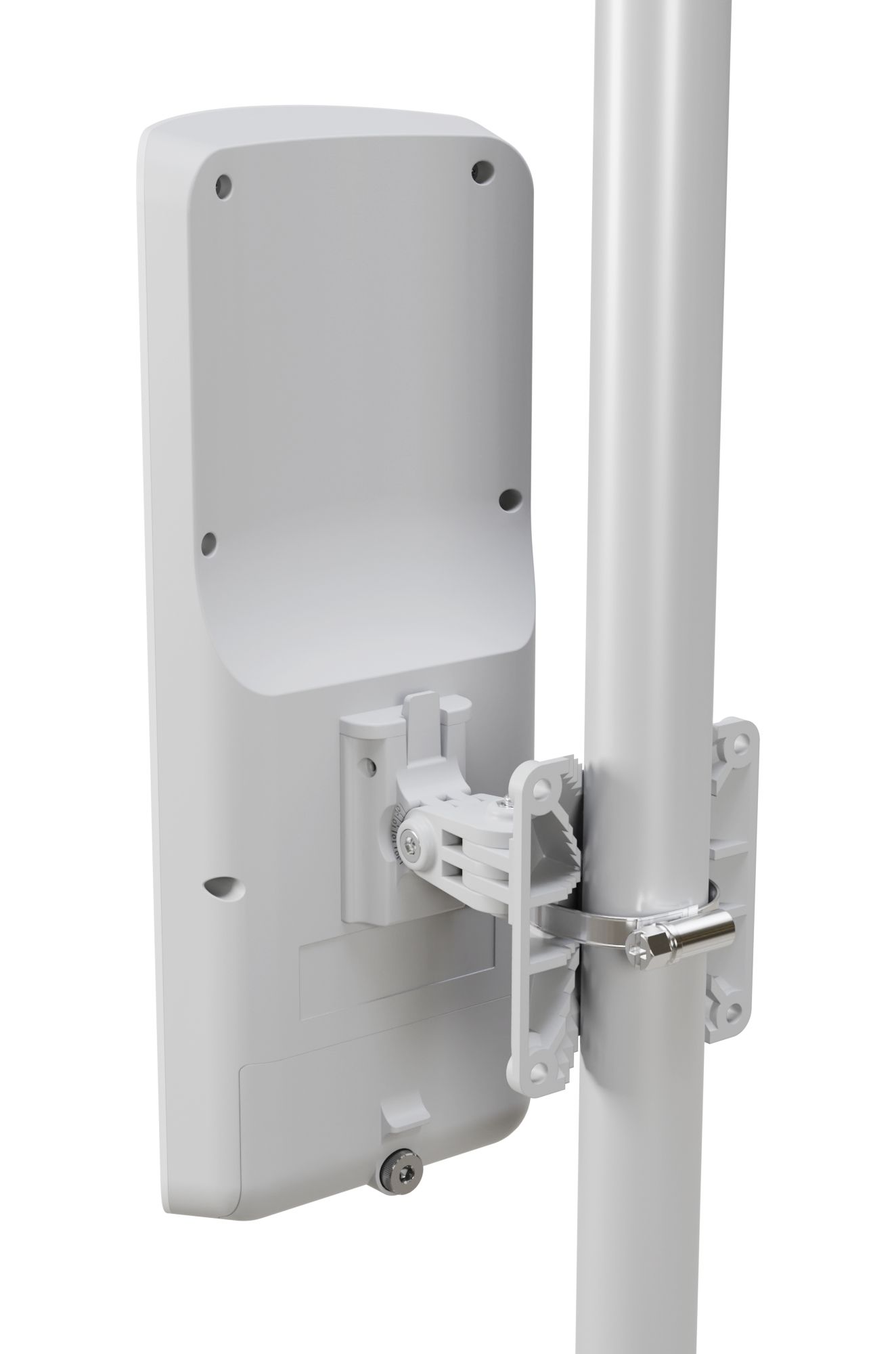 De achterkant van het MikroTik mANTBox ax 15s dual-band WiFi 6 outdoor access point met sectorantenne voor point-to-multipoint verbindingen gemonteerd aan een paal