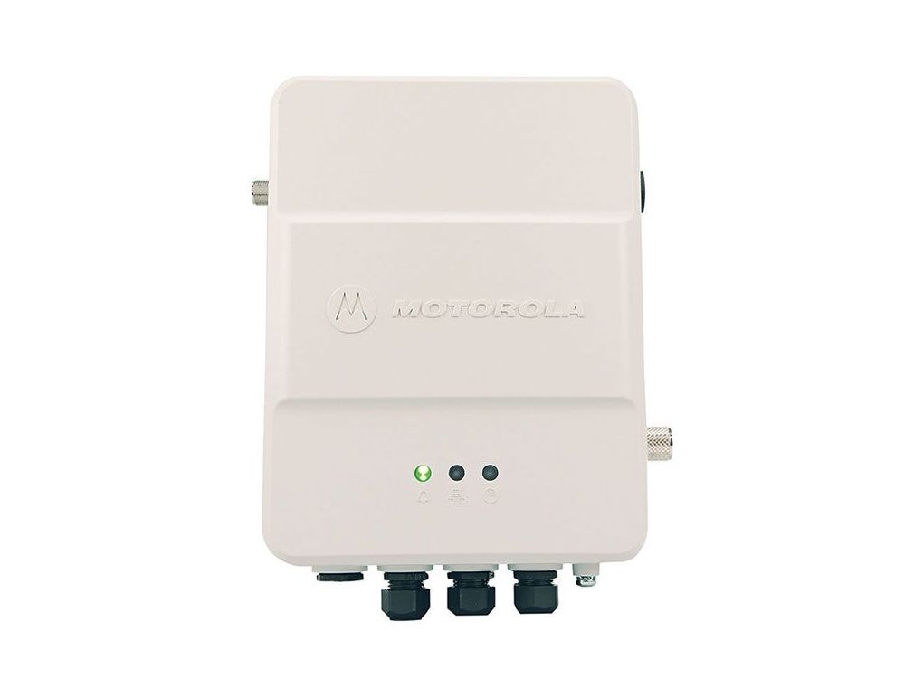 Motorola SLR1000 UHF Repeater