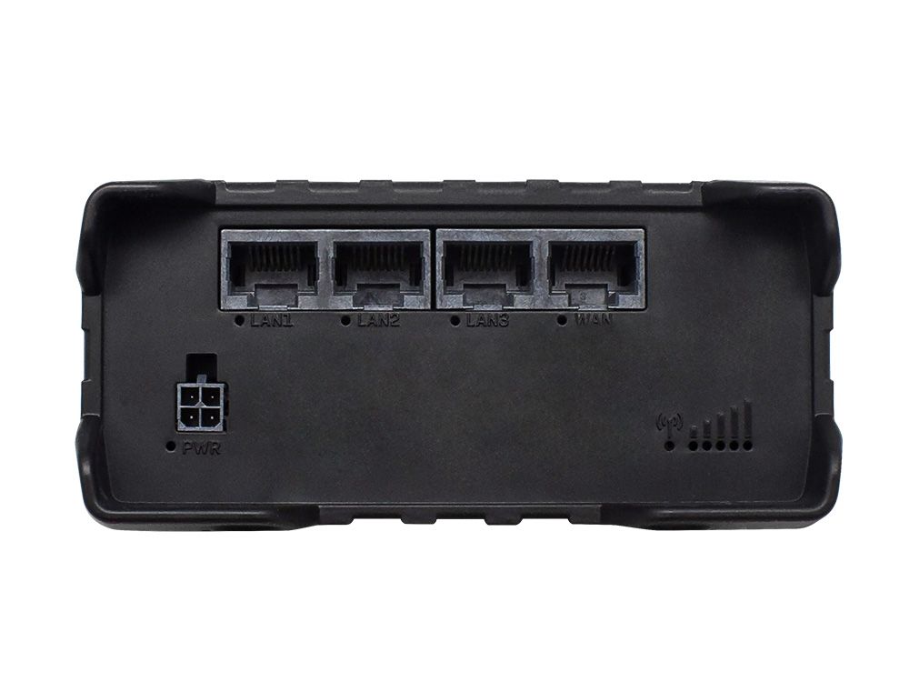 Teltonika RUT951 4G LTE router poorten