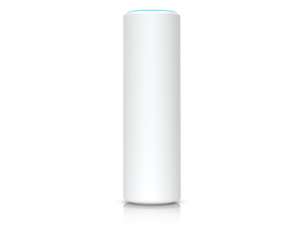 Voorkant van het Ubiquiti UniFi 6 Mesh WiFi 6 access point en de bovenkant met Ubiquiti UniFi logo