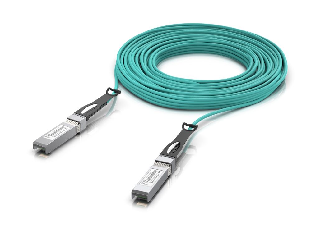 De Ubiquiti UniFi 10G Long-Range Direct Attach Cable UACC-AOC-SFP10-30M heeft twee SFP+ connectoren