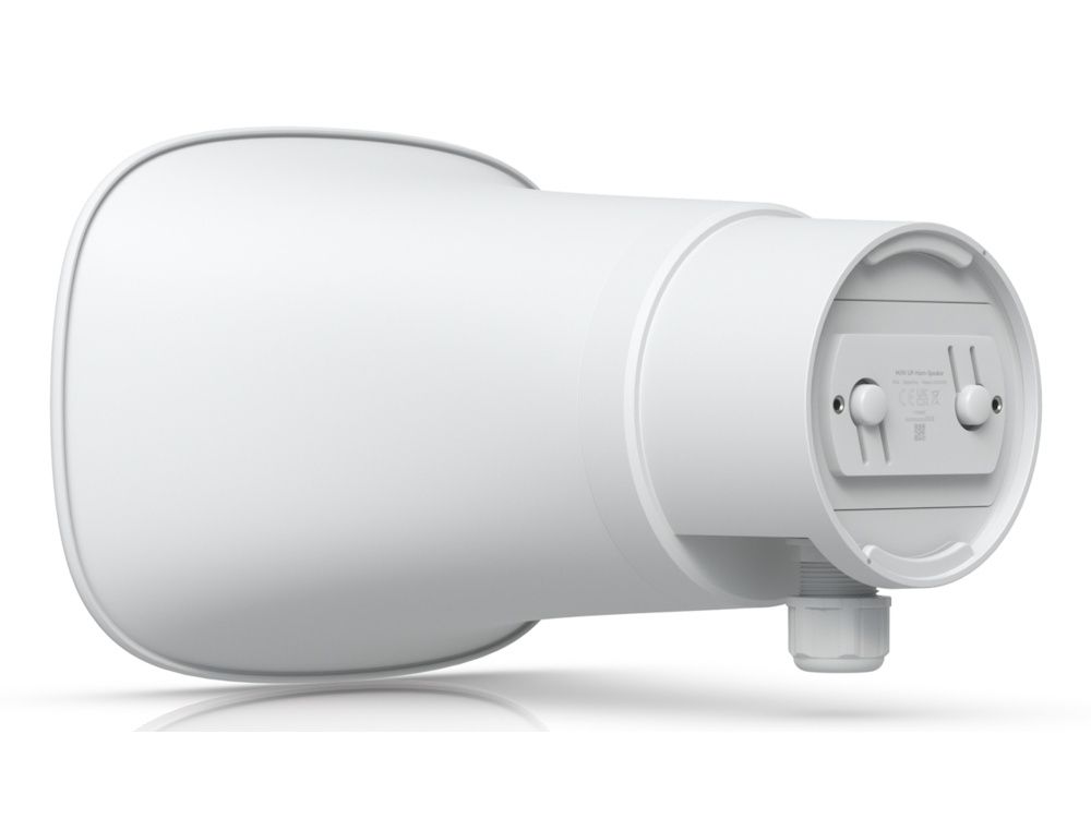 De Ubiquiti AI Horn Speaker schuin aan de achterkant