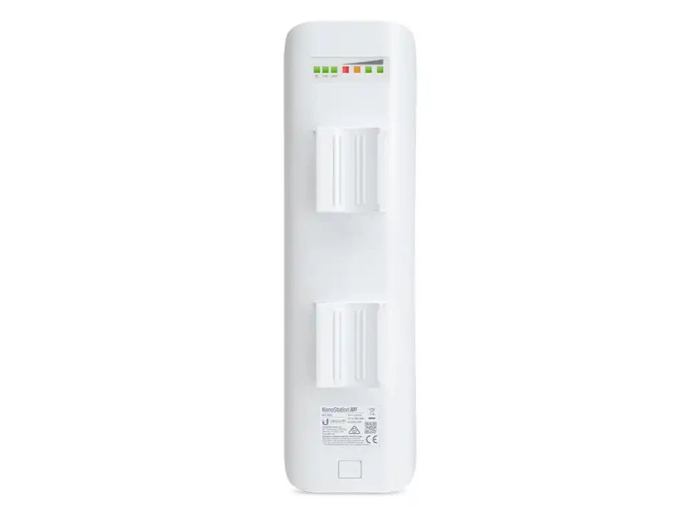 Achterkant van het Ubiquiti NSM5 point-to-point access point