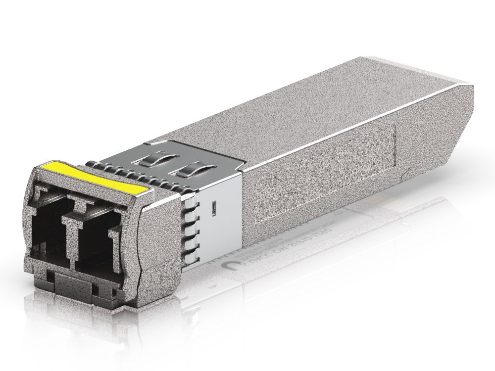 Bovenkant van de Ubiquiti 10G CWDM Single-Mode SFP+ Module (UACC-OM-SFP10-1290) met een gele markering