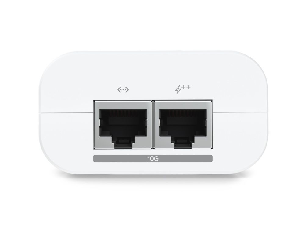 De 10G ethernetpoorten op de Ubiquiti 10G 802.3bt PoE++ adapter 60W