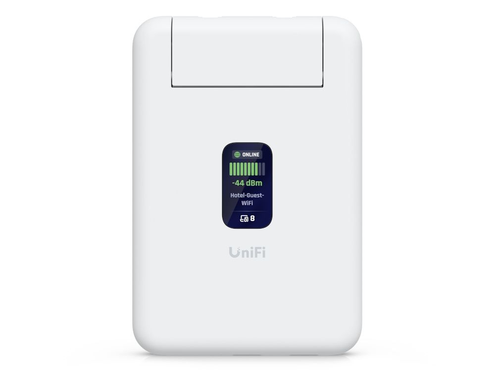 Voorkant van de Ubiquiti UniFi Travel Router compacte WiFi 5 VPN reisrouter met het statusdisplay