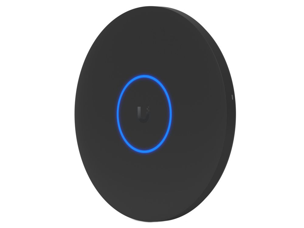 Het Ubiquiti UniFi U7 Pro XGS Indoor 8-stream WiFi 7 Access Point in het zwart van rechts voor