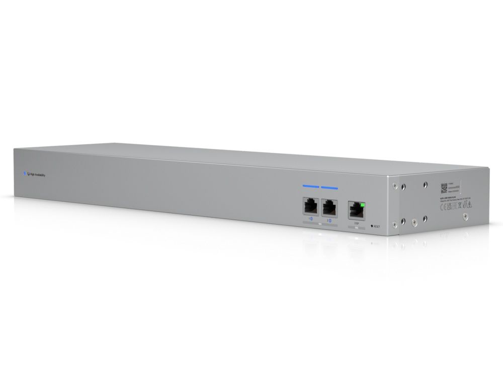 Rechter zijkant en voorkant van de Ubiquiti UniFi 10G RJ45 WAN Switch (USW-WAN-RJ45)
