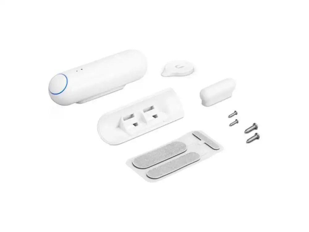 Verpakkingsinhoud van de Ubiquiti Protect All-In-One Sensor