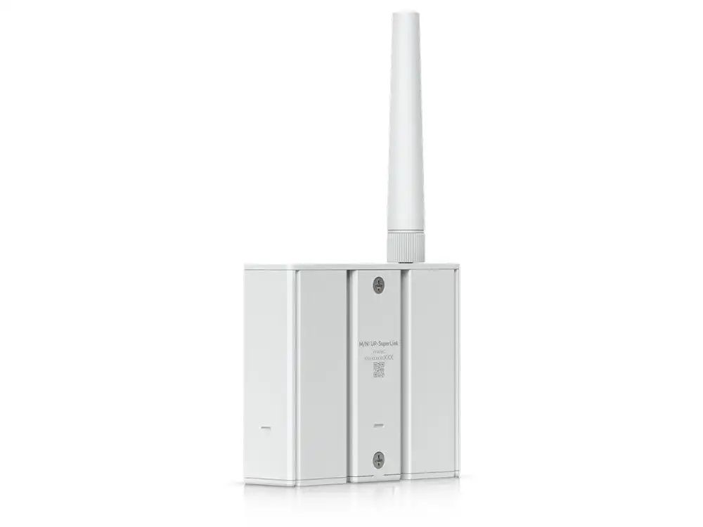 Achterkant van de Ubiquiti SuperLink gateway
