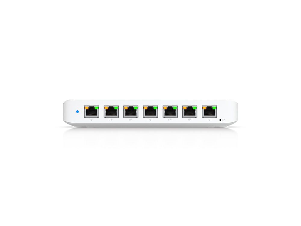 Voorkant van de Ubiquiti UniFi Ultra 60W switch met 7 LAN-poorten en PoE