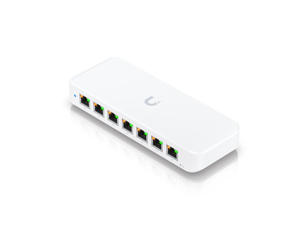 Bovenkant van de Ubiquiti UniFi Ultra 60W switch en de voorkant met ethernetpoorten