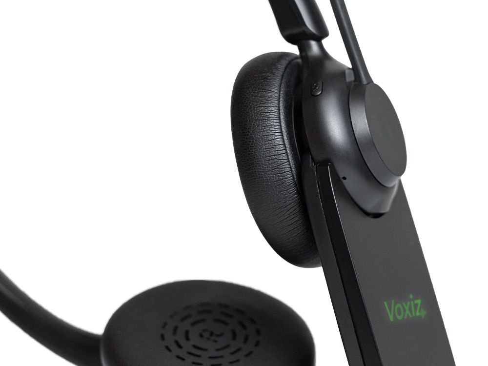 Close-up van de Voxiz Wireless draadloze Bluetooth kantoor headset
